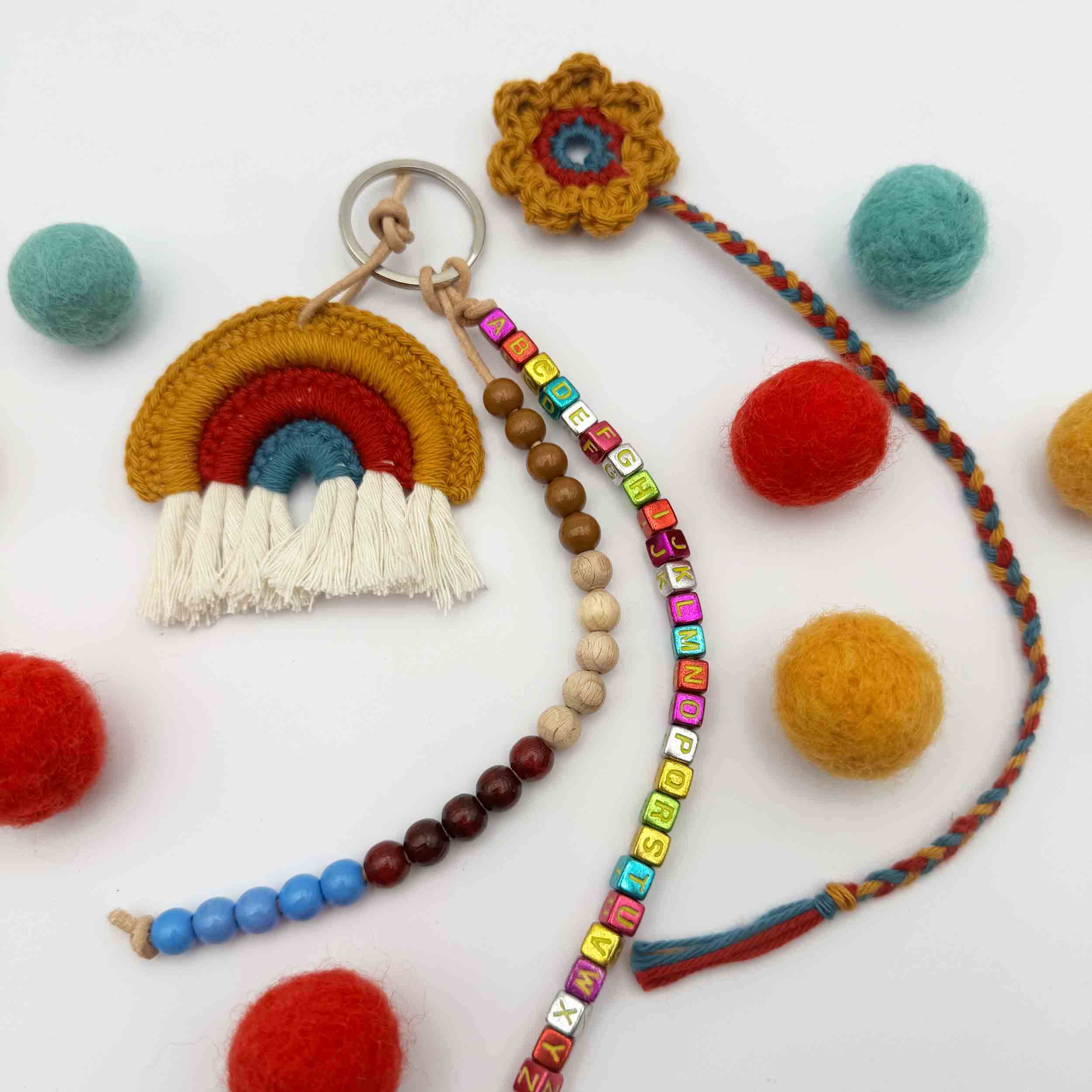 ABC RechenKette Regenbogen, mit Lesezeichen Oker,Rot,blau